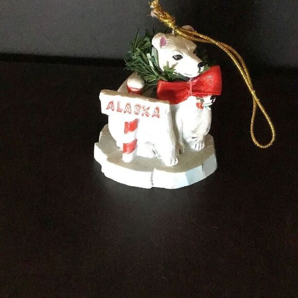 Ornament, polar, bear, and cob Alaska ornament - Picture 1 of 3